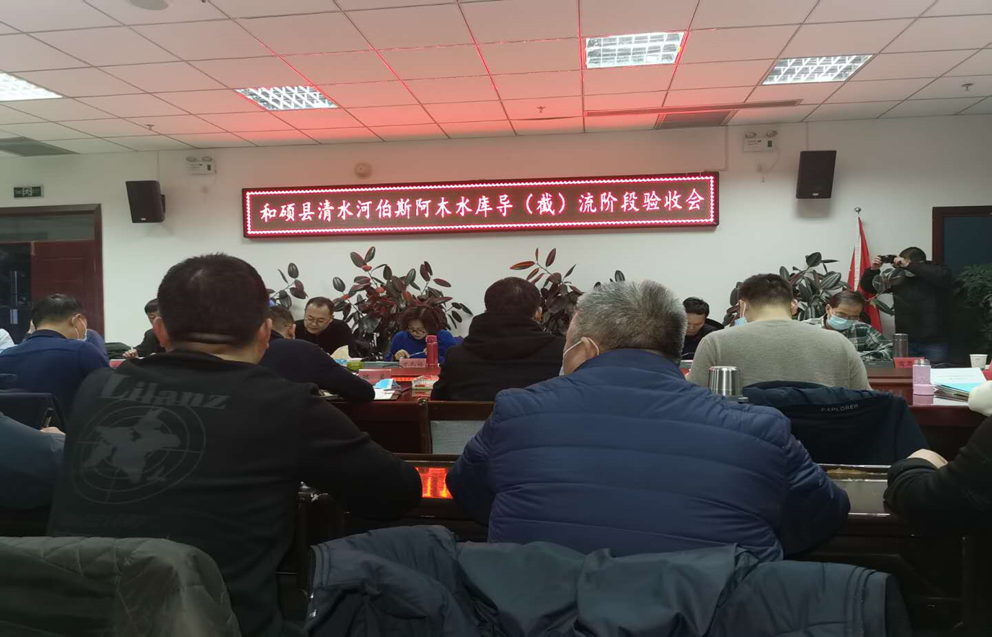 伯斯阿木水库导（截）流验收